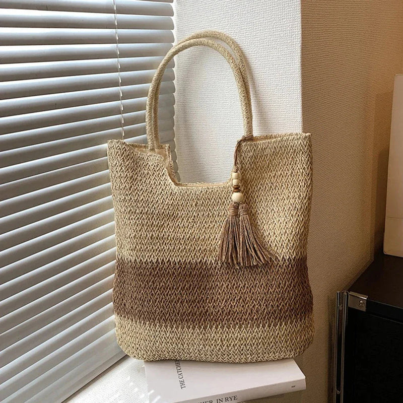 Straw Beach Shoulder Tote | Canada